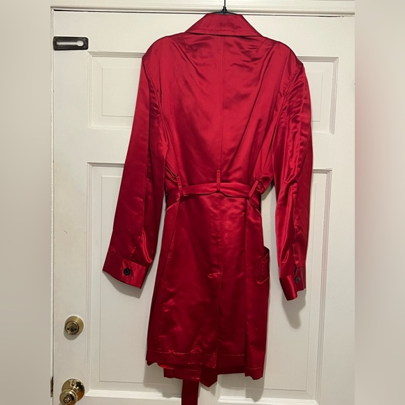 Vintage Anne Klein Satin Trench Coat - Red, Size 2X - Picture 5 of 8